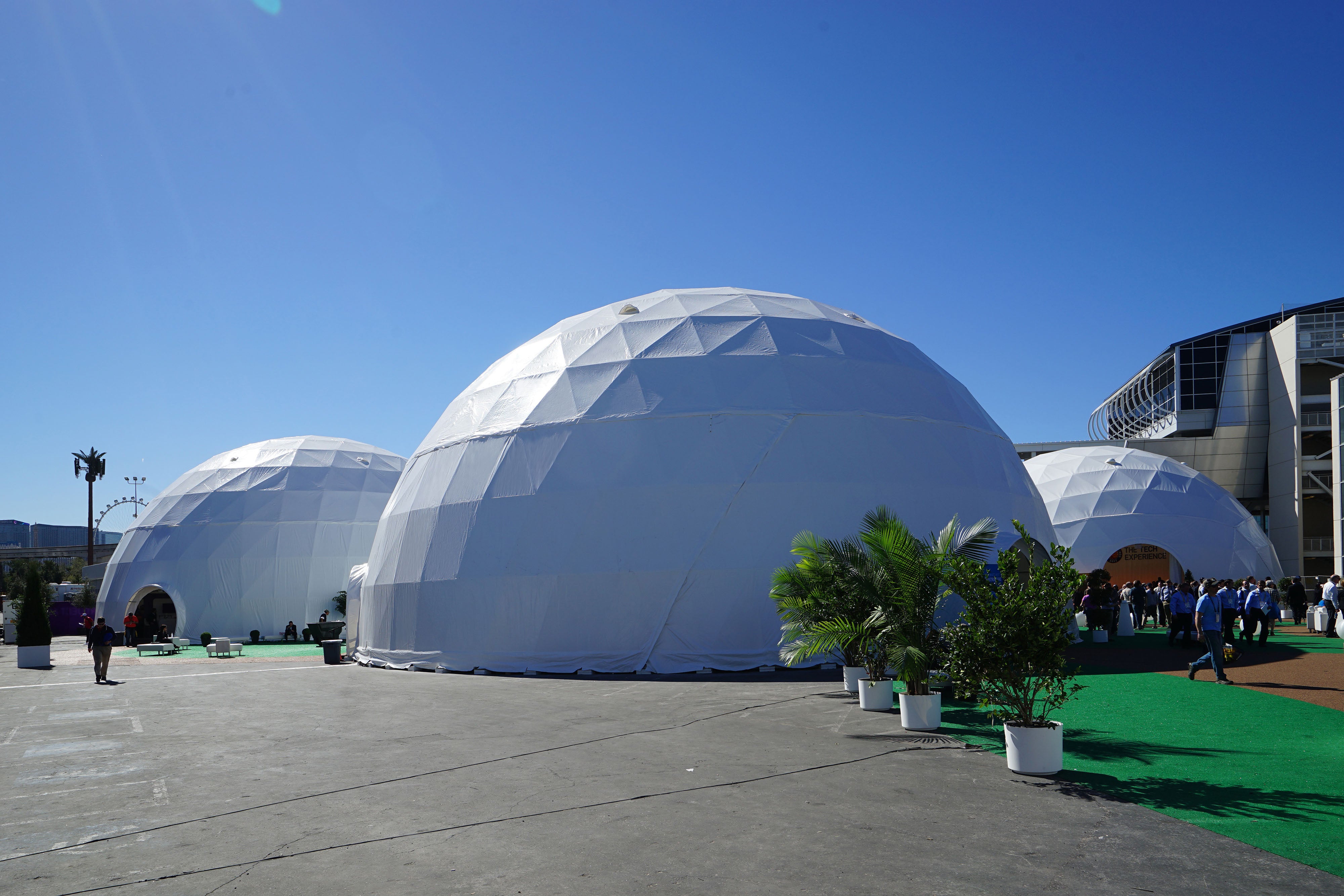 Commercial giant geodesic dome for event / expo / wedding / bar